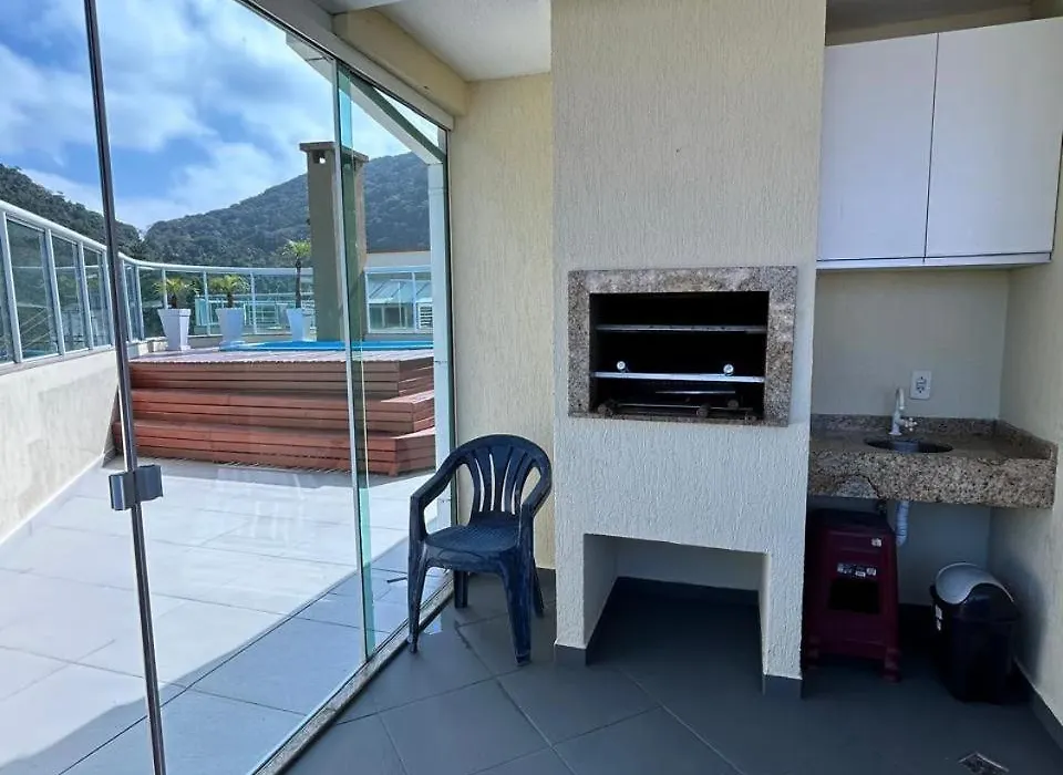 Cobertura Duplex com Piscina Privativa e Vista para o Mar-1